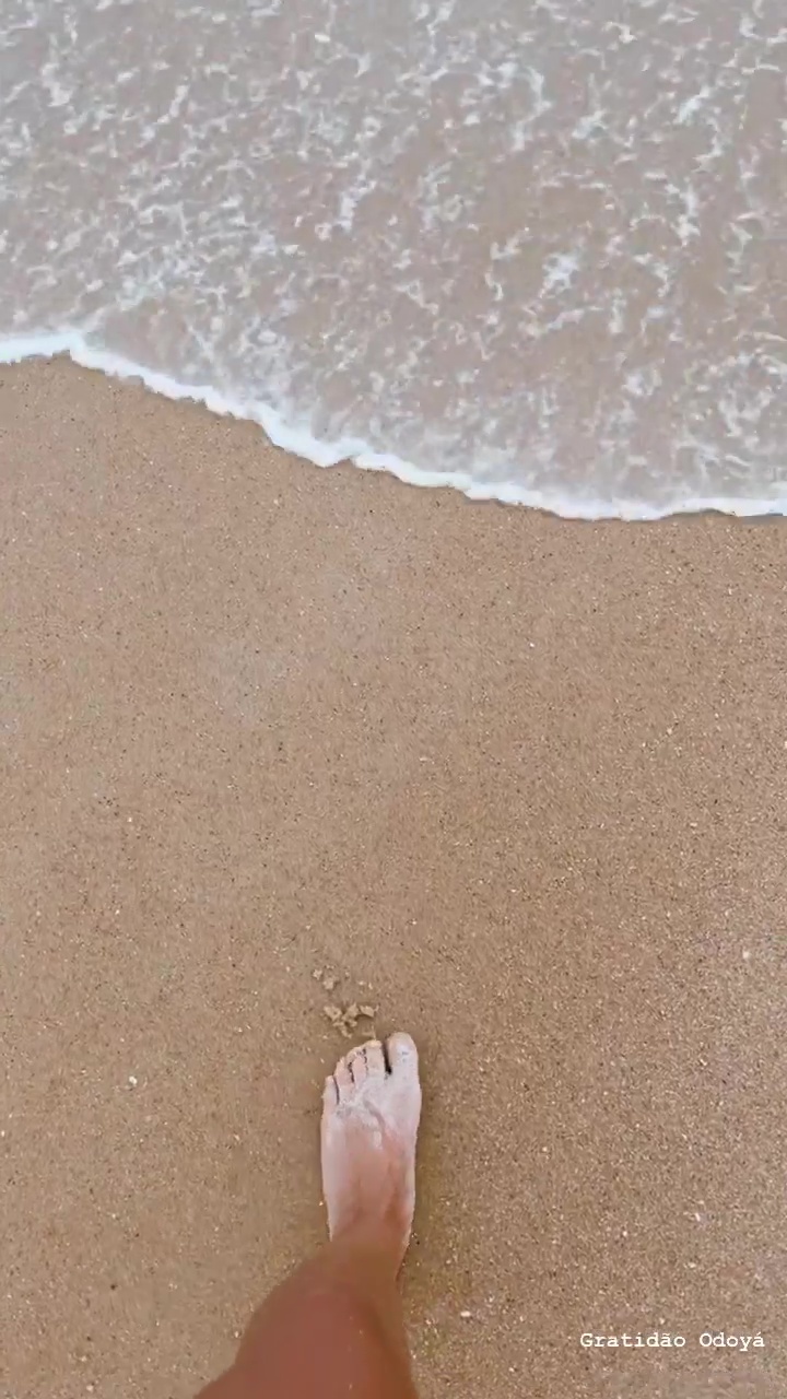 Giovanna Lancellotti Feet